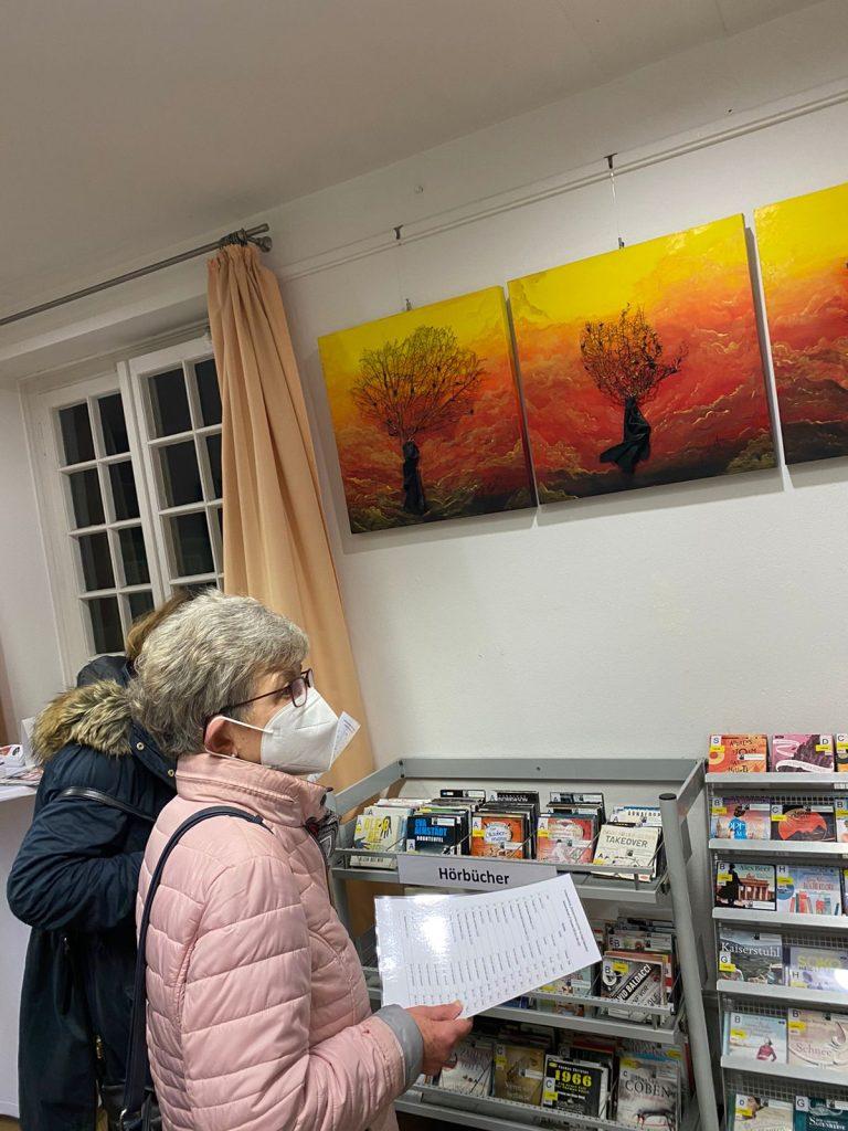 DÜSSELDORF: Otvorena izložba “Između neba i zemlje” umjetnice Dragice Batiste Bućo