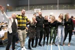 (FOTO) PRVA ADVENTSKA VEČER HRVATA U ŠVICARSKOJ: Publika se zabavljala uz Željka Bebeka, Slavonske lole i Marija Hrnjkaša (FOTO) PRVA ADVENTSKA VEČER HRVATA U ŠVICARSKOJ: Publika se zabavljala uz Željka Bebeka, Slavonske lole i Marija Hrnjkaša