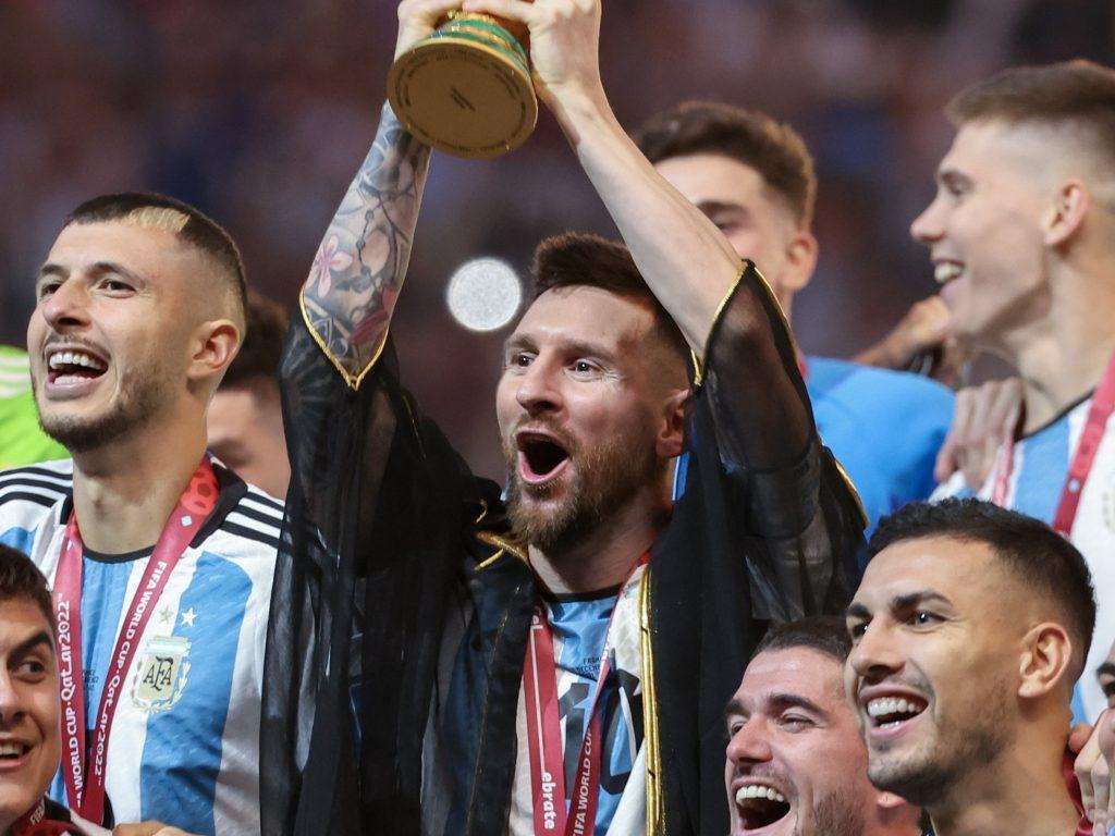 messi plast