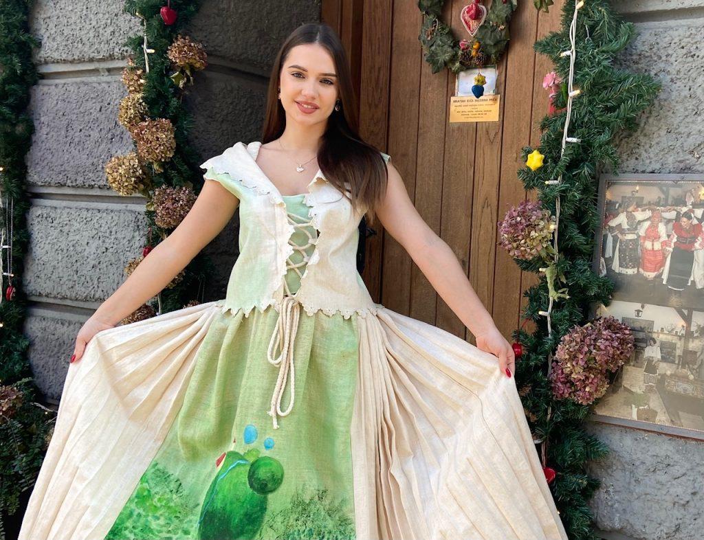 TRADICIONALNA HALJINA: Miss Universe Hrvatske predstavila nacionalni kostim uoči svjetskog izbora Miss Universe