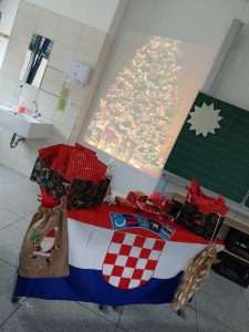 HRVATSKA NASTAVA HESSEN-SAARLAND: Božićne priredbe, božićne radionice, druženja