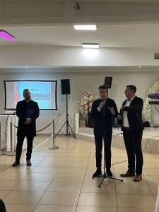 (FOTO i VIDEO) Božićno-nikolinjska proslava u Essenu okupila više od 600 Hrvata