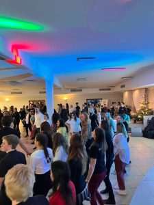 (FOTO i VIDEO) Božićno-nikolinjska proslava u Essenu okupila više od 600 Hrvata