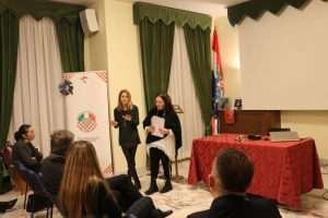 „POVEŽIMO ISELJENIŠTVO“ U RIMU: Mlada djevojka poslala značajnu poruku: Gdje mi mladi Hrvati pripadamo?