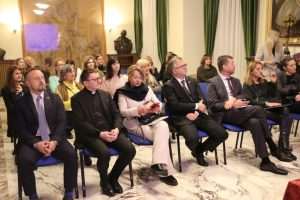 „POVEŽIMO ISELJENIŠTVO“ U RIMU: Mlada djevojka poslala značajnu poruku: Gdje mi mladi Hrvati pripadamo?