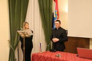 „POVEŽIMO ISELJENIŠTVO“ U RIMU: Mlada djevojka poslala značajnu poruku: Gdje mi mladi Hrvati pripadamo?