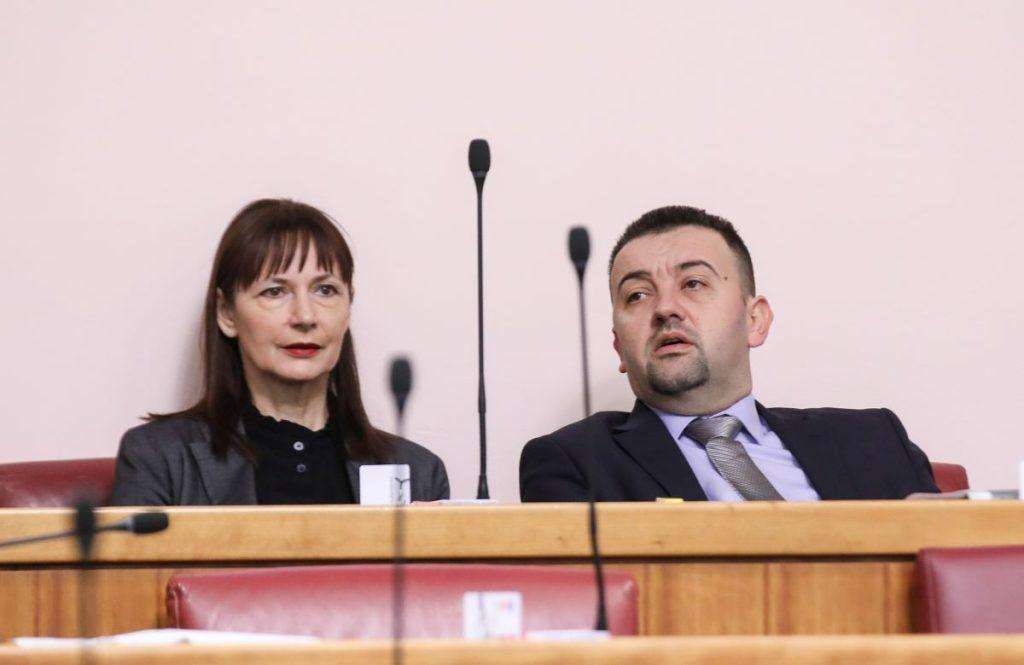 Na fotografiji Vesna Vučemilović i Marijan Pavliček (ILUSTRACIJA) / Foto: Hina