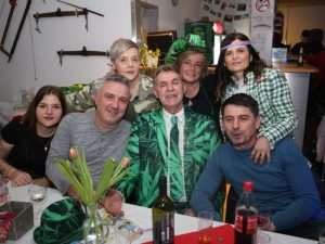 (FOTO) VALENTINOVO I MAŠKARE: Hrvati u Stuttgartu organizirali odličnu zabavu pod maskama (FOTO) VALENTINOVO I MAŠKARE: Hrvati u Stuttgartu organizirali odličnu zabavu pod maskama