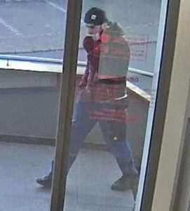 DVOJICA MUŠKARACA OPLJAČKA BANKU U NJEMAČKOJ: Policija objavila fotografije - pogledajte ih, možda ih prepoznajete
