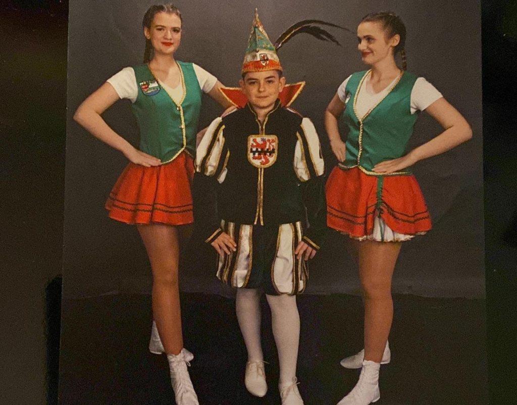 HRVATSKI ISELJENICI U PROSLAVI NJEMAČKOG KARNEVALA: Leverkusenski karneval ima dva "hrvatska princa", Miku i Marija