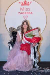 IZABRANA NAJLJEPŠA ZAGREPČANKA: Tara Begedin je nova Miss Zagreba,  njezine pratilje su Helena Medved i Ana Usmiani