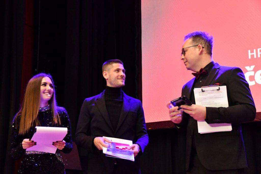 Voditeljica Dora Puđa, nogometaš Andrej Kramarić i voditelj Frano Ridjan / Foto: Fenix (Željko Tutnjević / Arhiv)