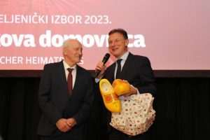 DOBITNICI VEČERNJAKOVE DOMOVNICE: U tuđoj zemlji i na tuđem jeziku nije lako započeti život, zato je ova nagrada veliko priznanje da smo uspjeli