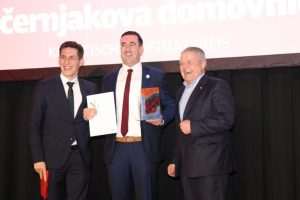 DOBITNICI VEČERNJAKOVE DOMOVNICE: U tuđoj zemlji i na tuđem jeziku nije lako započeti život, zato je ova nagrada veliko priznanje da smo uspjeli