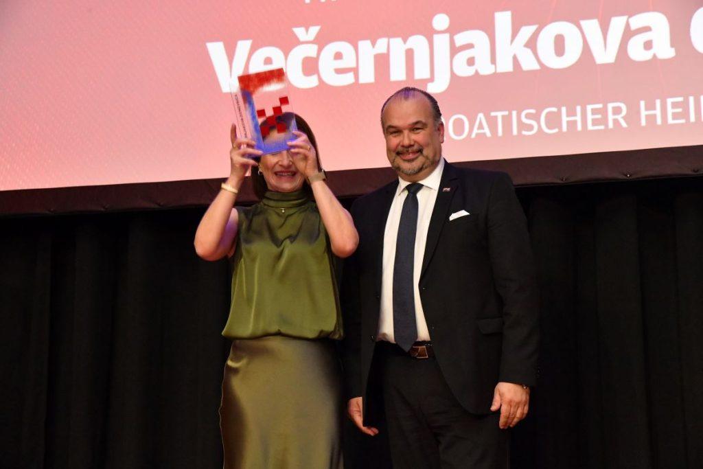 NAKNADNA DODJELA: KF Velebit Göteborg iz Švedske i HKUD Croatia Basel iz Švicarske primili nagrade iz 2021. godine