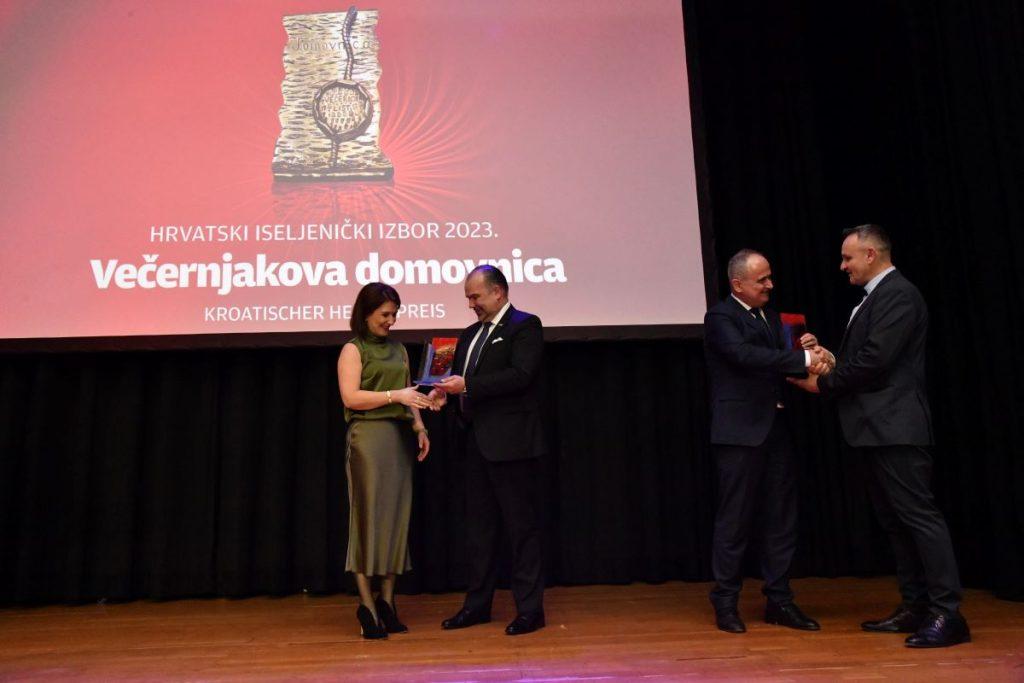 NAKNADNA DODJELA: KF Velebit Göteborg iz Švedske i HKUD Croatia Basel iz Švicarske primili nagrade iz 2021. godine