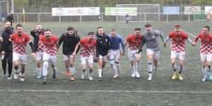 (FOTO) CROATIA BONN SLAVILA NA TEŠKOM GOSTOVANJU: Marko Sinković, koji se vratio u momčad nakon 10 mjeseci od ozljede, svojim pogotkom odlučio derbi (FOTO) CROATIA BONN SLAVILA NA TEŠKOM GOSTOVANJU: Marko Sinković, koji se vratio u momčad nakon 10 mjeseci od ozljede, svojim pogotkom odlučio derbi