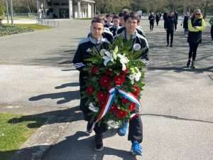 (FOTO I VIDEO) 19. MEMORIJAL VUKOVARSKIH BRANITELJA: Unatoč vodstvu, U14 momčad HSK Njemačke i Švedske poražena od Dinama, ali se s ponosom vraća iz Vukovara