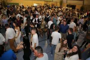 (FOTO) NOĆ KOJA ĆE SE PAMTITI: U Filderstadtu na Kotorvaroškoj večeri okupilo se oko 1.500 ljudi