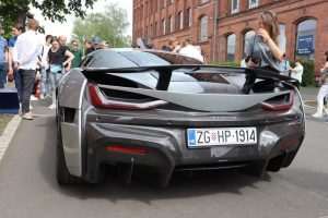 "RIMAC NEVERA" I "BUGATTI CHIRON" U FRANKFURTU: Na Frankfurtskom sajmu automobila (FAA) više od 40 proizvođača predstavilo svojih 150 vozila