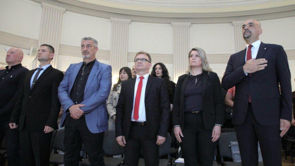 OSNOVANA NOVA POLITIČKA STRANKA U HRVATSKOJ: AP - Akcija za promjene nema predsjednika već četiri supredsjednika