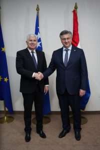 SAJAM GOSPODARSTVA U MOSTARU: Dragan Čović i Borjana Krišto razgovarali s hrvatskim premijerom Andrejem Plenkovićem
