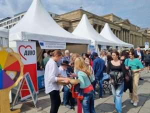 STUTTGART: Klapa Troplet HKZ Esslingen/N oduševila nastupom na Danu kampanje za Europu