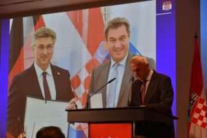 (FOTO) DAN DRŽAVNOSTI HRVATSKE U MÜNCHENU: Hrvati čine važan stup bavarskog društva