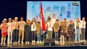 HANNOVER: Igrokaz “Za domovinu nikada nije kasno“ oduševio posjetitelje u Hamburgu, 11-godišnji Toni Ilić ostavio najupečatljiviji dojam HANNOVER: Igrokaz “Za domovinu nikada nije kasno“ oduševio posjetitelje u Hamburgu, 11-godišnji Toni Ilić ostavio najupečatljiviji dojam