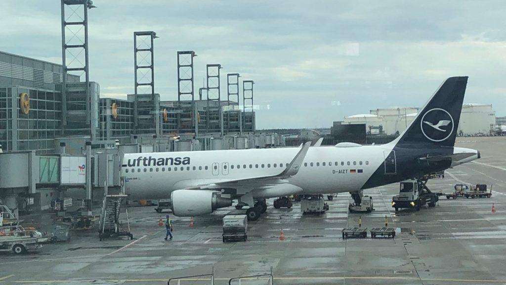 Zrakoplov Lufthanse u frankfurtskoj zračnoj luci (ILUSTRACIJA) / Foto: Fenix (SIM)