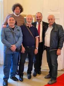 (FOTO) “VRIJEDNE RUKE”; SLIKARI I TAMBURAŠI: “Dani Slavonije” u Beču oduševili Hrvate i njihove austrijske prijatelje