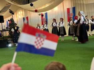 (FOTO) NA POZIV TVRTKE IZ REUTLINGENA: HKUD Ruža iz Filderstadta oduševila Nijemce