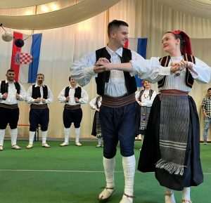 (FOTO) NA POZIV TVRTKE IZ REUTLINGENA: HKUD Ruža iz Filderstadta oduševila Nijemce