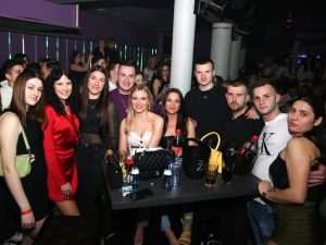 (FOTO) BILA JE TO NOĆ ZA PAMĆENJE: Petar Grašo oduševio publiku u Stuttgartu (FOTO) BILA JE TO NOĆ ZA PAMĆENJE: Petar Grašo oduševio publiku u Stuttgartu