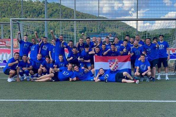 GEISLINGEN: Hrvatski nogometni stroj iz Geislingena proslavio ulazak u višu ligu te obznanio promjene za novu sezonu