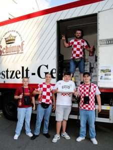(FOTO) HRVATI ODUŠEVILI U ROTTENBURGU ČAK I POLICAJCE: Croatia Rottenburg tri dana bila u središtu pozornosti 48. Rottenburg Neckar Festivala