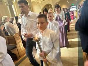 SVETA POTVRDA U ST. GALLENU: Biskup Palić krizmao 42-je mladih na sjeveru Švicarske
