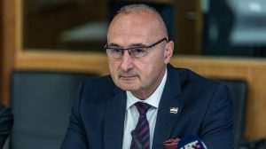 ŠEF HRVATSKE DIPLOMACIJE U POVODU OBILJEŽAVANJA VRO OLUJA: Doprinos svakog domoljuba, svake Hrvatice i Hrvata u Hrvatskoj, u Bosni i Hercegovini i iseljeništvu ne zaboravljamo