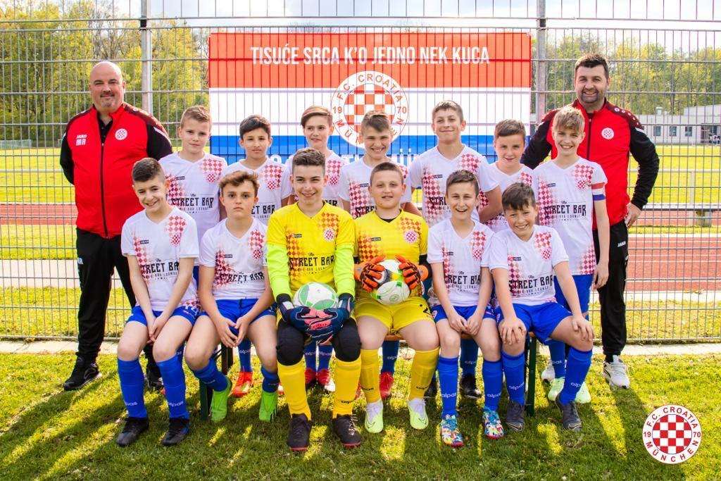 SVIJETLA BUDUĆNOST KLUBA JE ZAJAMČENA: Juniori nogometnog kluba FC Croatia München ostvarili veliki uspjeh