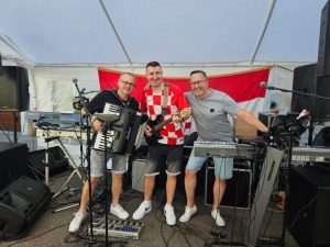 (FOTO) HRVATI ODUŠEVILI U ROTTENBURGU ČAK I POLICAJCE: Croatia Rottenburg tri dana bila u središtu pozornosti 48. Rottenburg Neckar Festivala
