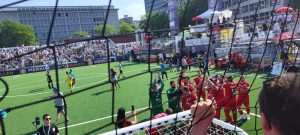 HRVATSKA RAZBILA SLOVENCE I PLASIRALA SE U POLUFINALE: Navijači opet dali snažnu podršku