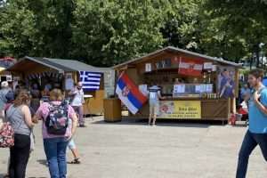 DISKRIMINIRANJE PO NACIONALNOJ OSNOVI: Hrvatima Friedrichshafena zabranjeno na svom štandu isticanje zastave i znakovlja hrvatskog naroda iz BiH