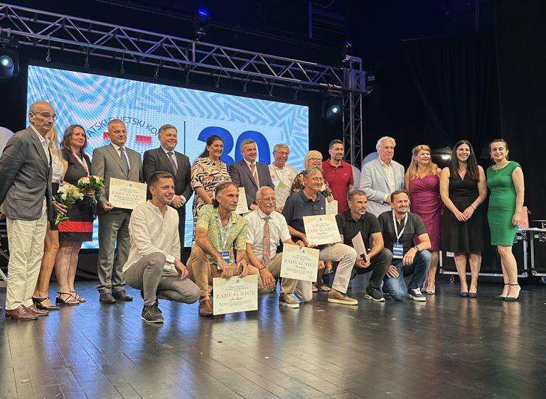 SVEČANA AKADEMIJA HSK U ZAGREBU: Poznati hrvatski iseljenik iz SAD-a Mate Vukšić među dobitnicima zahvalnica HSK SVEČANA AKADEMIJA HSK U ZAGREBU: Poznati hrvatski iseljenik iz SAD-a Mate Vukšić među dobitnicima zahvalnica HSK