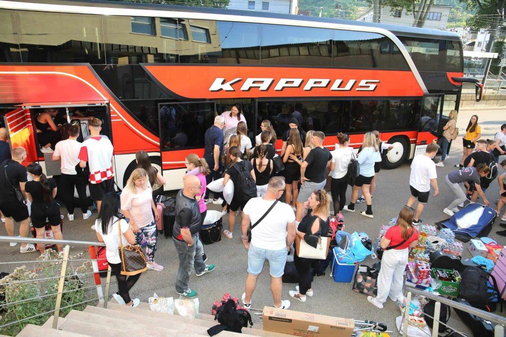 HRVATI IZ NJEMAČKE U SRCU SLAVONIJE: HKUD "Krešimir" Bad Cannstatt sudjeluju na 57. Đakovačkim vezovima