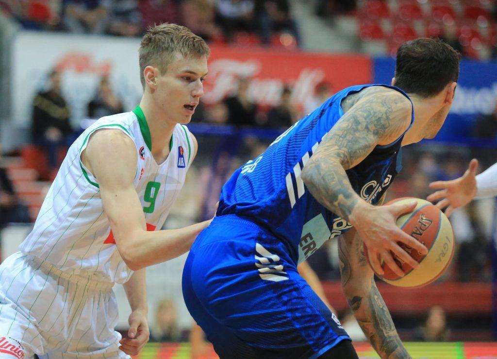 LUKA ŠAMANIĆ BLISTA U NBA LJETNOJ LIGI: Hrvatski košarkaš ubacio 22 koša u pobjedi Jazza