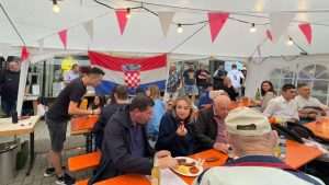 SCHWENINGEN: Hrvatska zajednica i folklorno društvo "Nikola Pavletić Nikica" predstavili se na večeri kulture u Schwenningenu