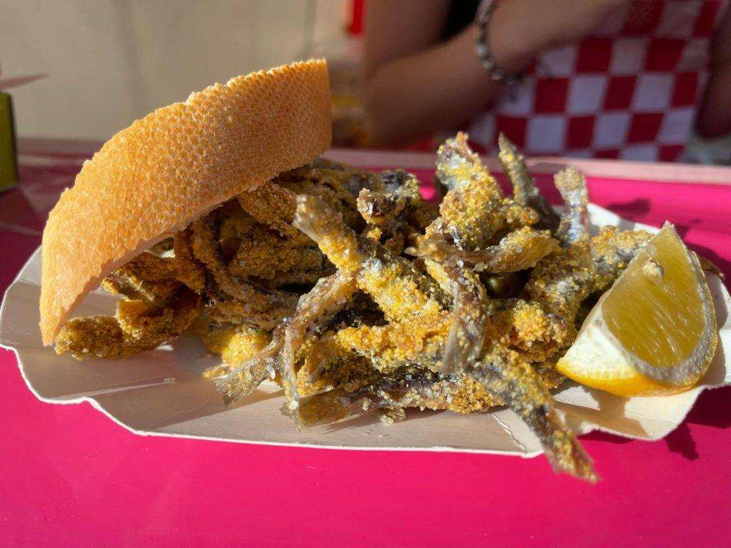 (FOTO i VIDEO) HRVATI NA FESTIVALU U STUTTGARTU: Iz HKZ Stuttgart pozivaju na druženje uz kulinarske delicije i hrvatska vina