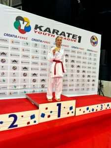 ZLATO ZA NIVES PODVOREC: U Poreču održano svjetsko natjecanje za mlade Karate Youth League