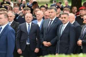 U ČAST PRVOM POGINULOM REDARSTVENIKU: U Aržanu otvoren Memorijalni centar Josip Jović U ČAST PRVOM POGINULOM REDARSTVENIKU: U Aržanu otvoren Memorijalni centar Josip Jović