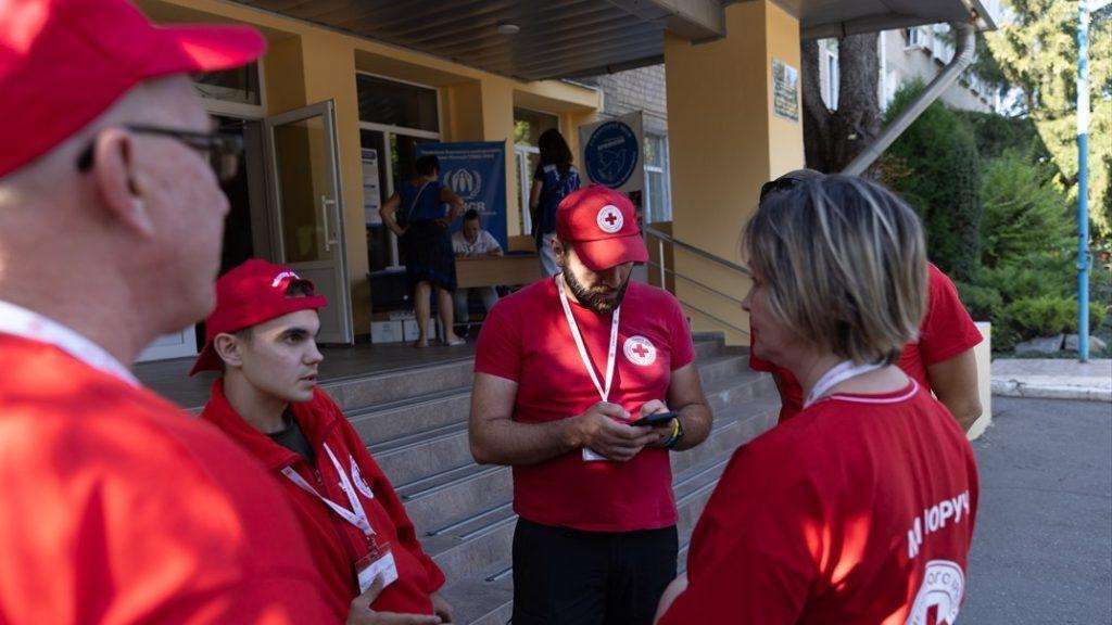 UJEDINJENI NARODI: Više od 6 milijuna Ukrajinaca izbjeglo iz zemlje, u ratu dosad poginulo 9.500 civila, a više od 17.000 je ranjeno UJEDINJENI NARODI: Više od 6 milijuna Ukrajinaca izbjeglo iz zemlje, u ratu dosad poginulo 9.500 civila, a više od 17.000 je ranjeno